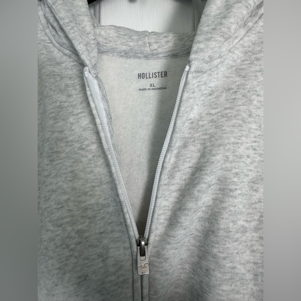 Hollister Light Gray Zip-Up Hoodie - Picture 2 of 3